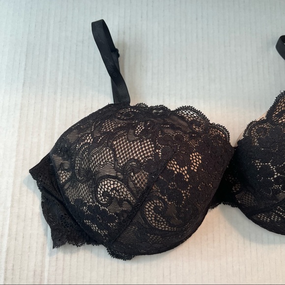 Victoria’s Secret Bra Angels IPEX Black Lace Demi Bra Sz 38D GUC - Picture 4 of 13